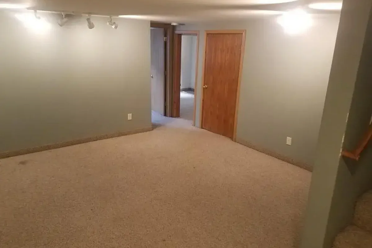 9fb4ce51cb6df98204e8d575f7bbeb12-uncropped_scaled_within_1536_1152