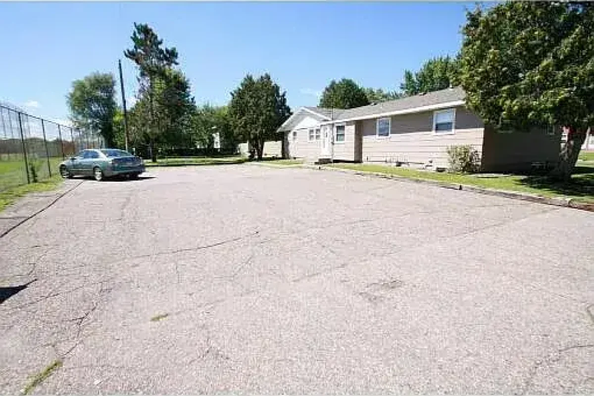 b0c583e616b1caf2bfd1f03b846c31a2-uncropped_scaled_within_1536_1152